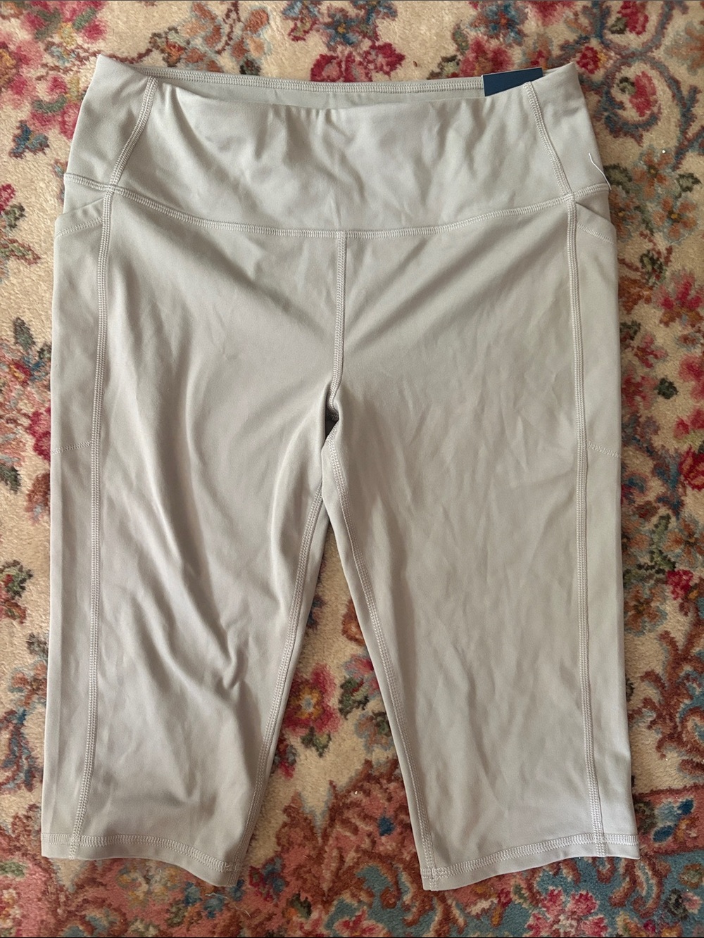 NWT DSG cropped leggings